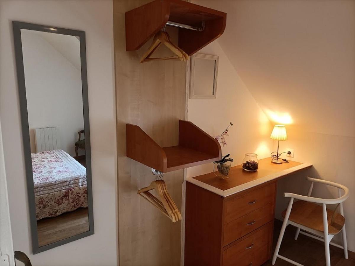 Le Moulin De Benneville Chambres D'Hotes, Petit Dejeuner Compris Cahagnes Eksteriør billede